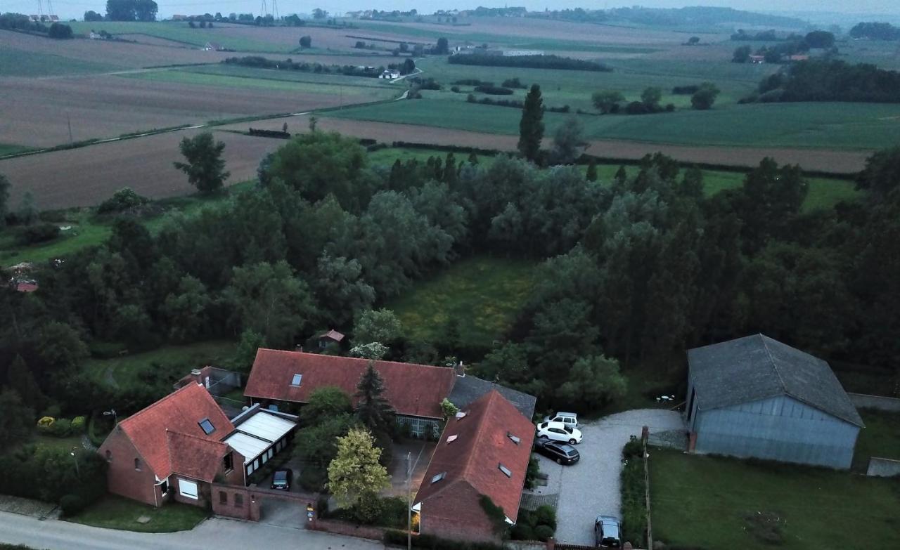 Pantgat Hof Bed and Breakfast Bollezeele Eksteriør billede